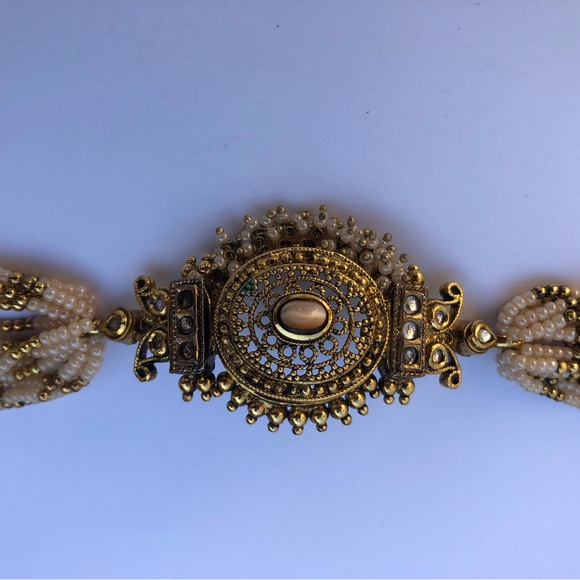 Indian Antinque Cream and Gold Choker Necklace and Earrings - Picture 5 of 5